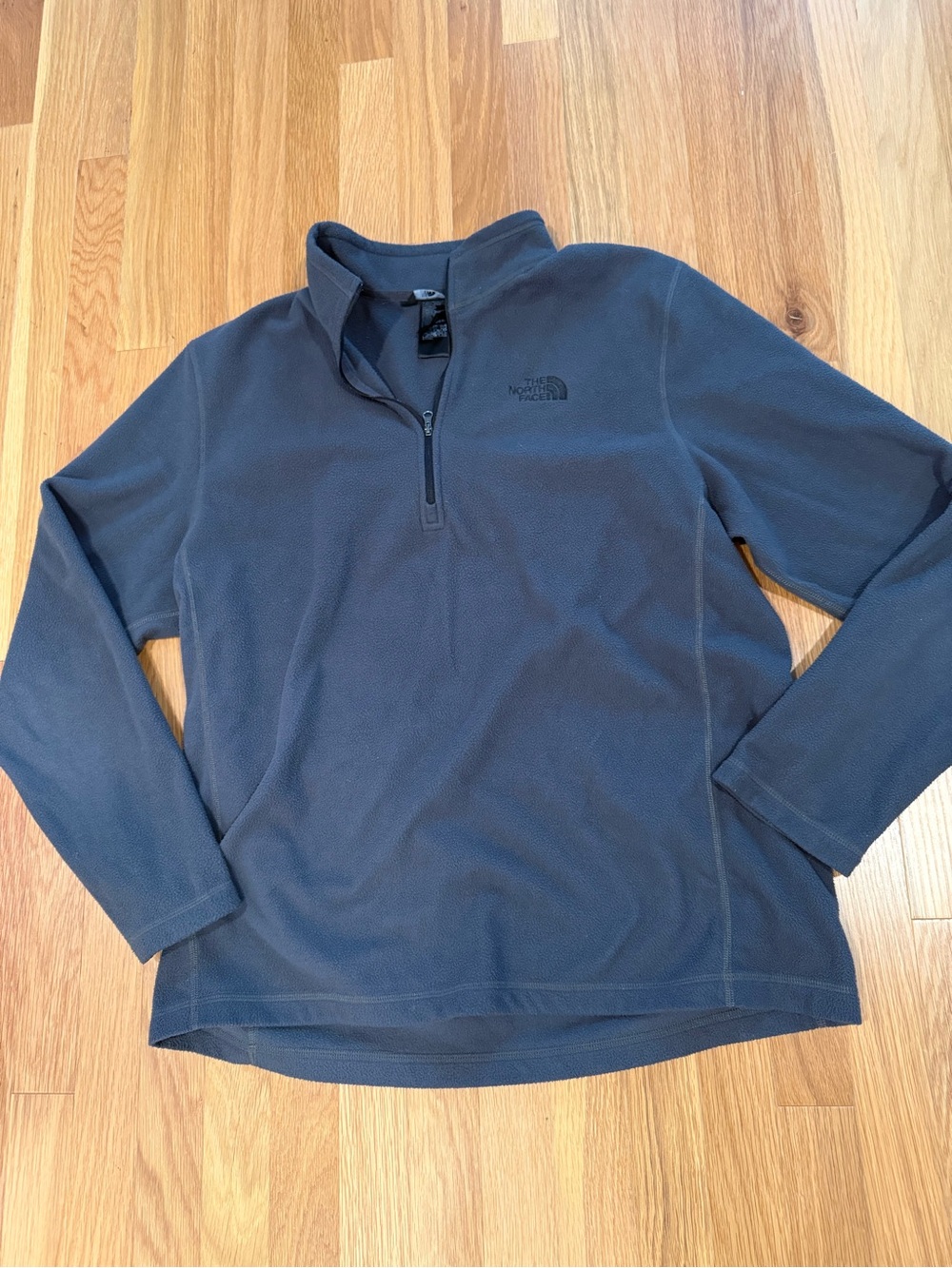The North Face Men’s Quarter-Zip Fleece Pullover - Charcoal Gray